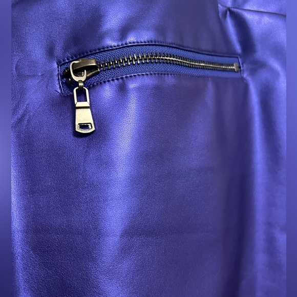 Torrid Mini PU Pencil Skirt Electric Blue, BNWT, Size 3 - Picture 5 of 8